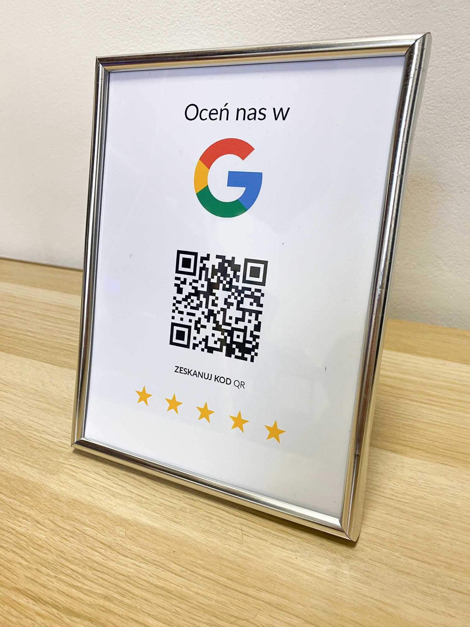 Ramka NFC z kodem QR Szablon #6 - Opinia - Srebrna A5 15x20 cm Wisząca - obrazek 2